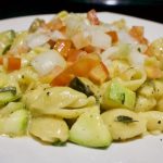 Pasta & Vegetables In White Sauce - Cut The Crap Kitchen - Costa Rica