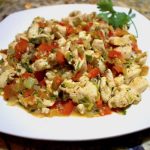 Stir Fry Garlic Chicken with Sides - Cut The Crap Kitchen - Costa Rica