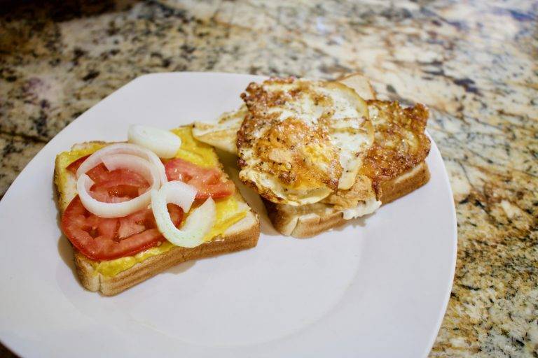 Egg Sandwich - Cut The Crap Kitchen - Costa Rica