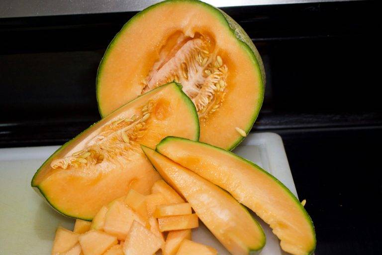 Melon - Cantaloupe - Cut The Crap Kitchen - Costa Rica