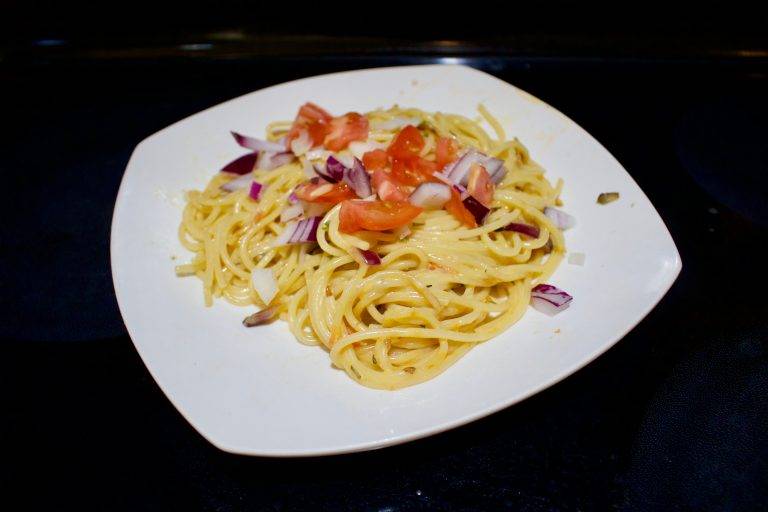 Fried Spaghetti - Cut The Crap Kitchen - Costa Rica