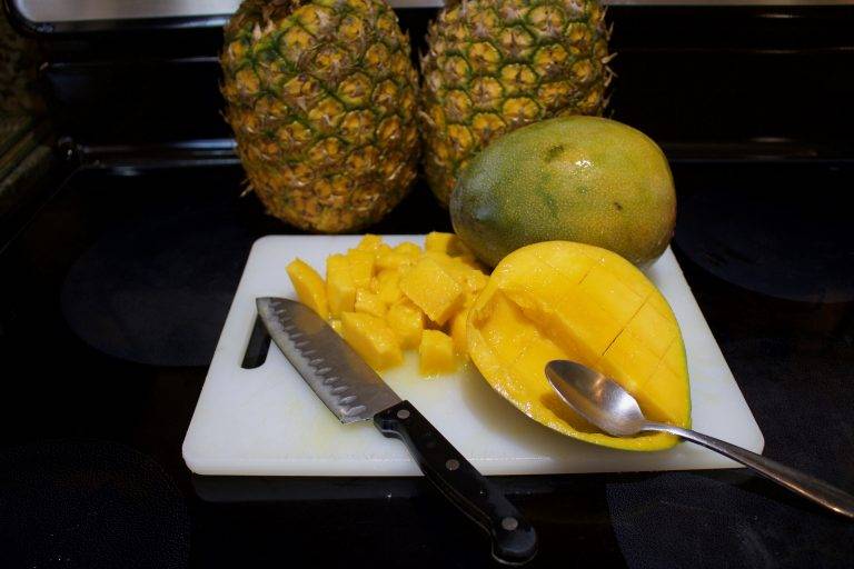 Mango - Cut The Crap Kitchen - Costa Rica