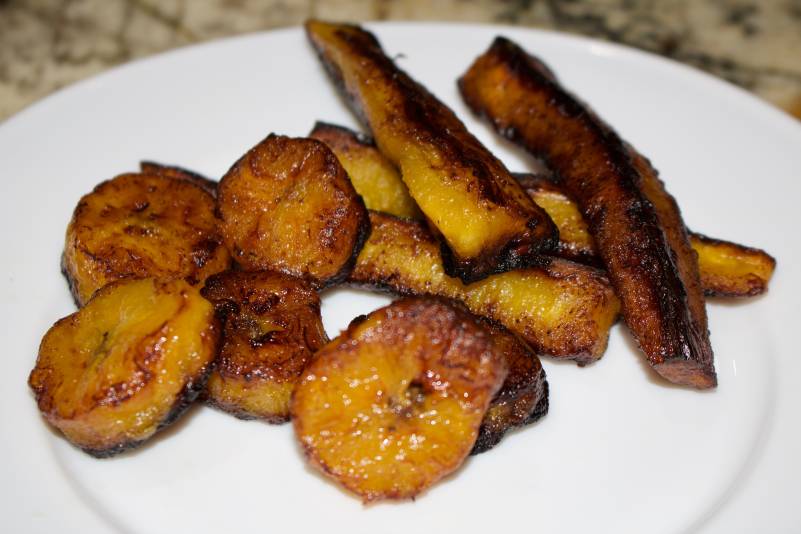 Fried Plantain - Cut The Crap Kitchen - Costa Rica